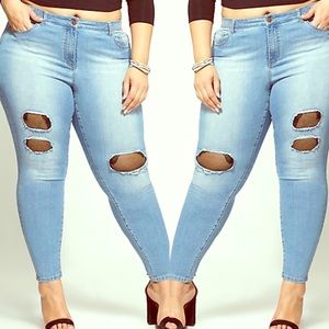 🔥New🔥FTF fishnet cut out fitted jeans size 20